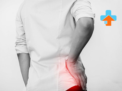 روش‌های درمان درد ساکروایلیاک ممکن است شامل ترکیبی از فیزیوتراپی، تزریقات موضعی، و تمرینات تقویتی باشد، با هدف بهبود تعادل و استحکام در منطقهٔ ستون فقرات و لگن.